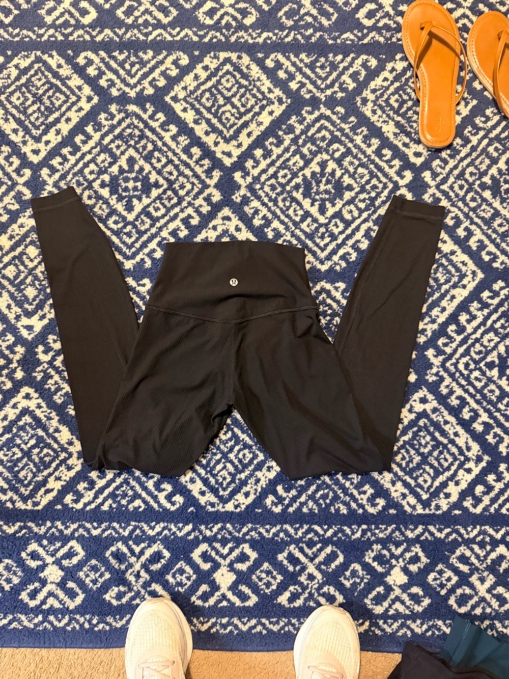 lululemon athletica Black High-Rise Align Leggings